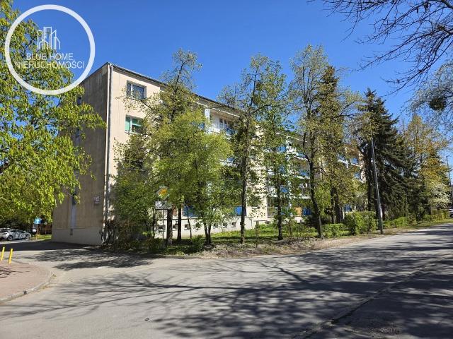 Przestronne 2 pokoje z dużym balkonem i widokiem na zieleń