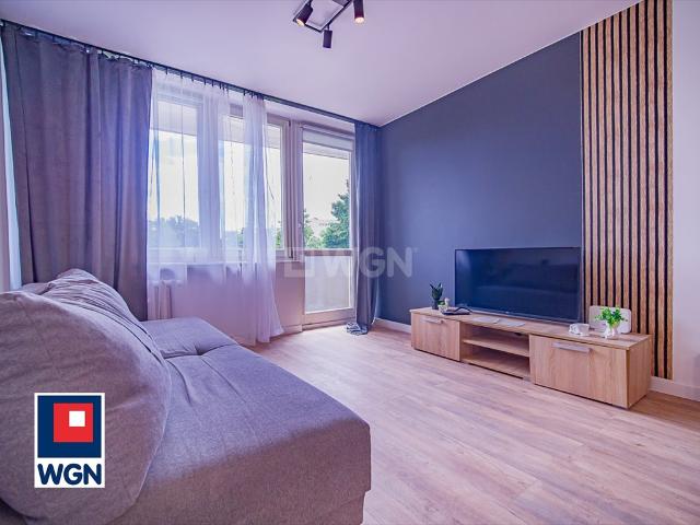 Przestronne 2 pokoje po remoncie, balkon, blisko Parku Reagana