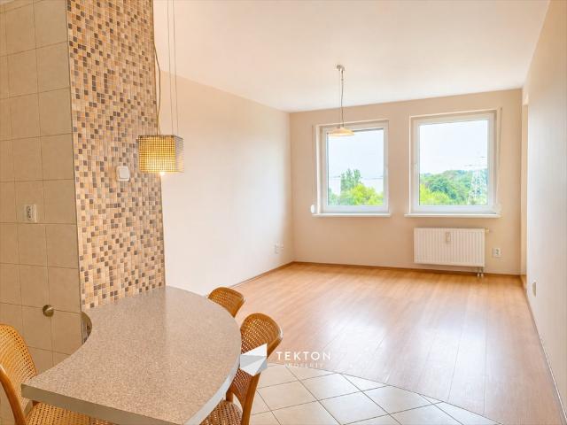 Przestronne 2 pokojowe mieszkanie 48 m² z balkonem polecam