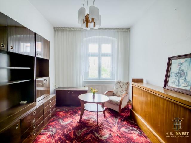 Przestronne 2 pokojowe mieszkanie 53 m² w kamienicy