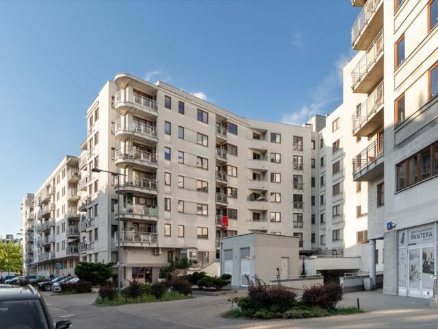 Polecam przestronne 2 pokojowe 77,5 m² z pełnym wyposażeniem