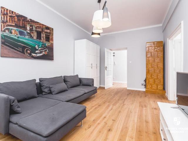 Przestronne 2 pokojowe mieszkanie po remoncie 73 m² z balkonami