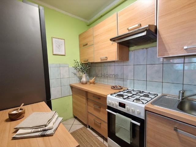 Przestronne 2 pokoje z balkonem, blisko infrastruktury