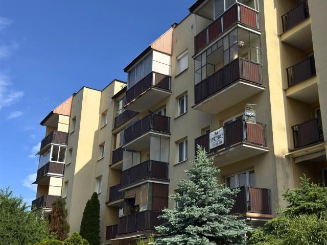 Przestronne 2 pokojowe mieszkanie z balkonem i piwnicą