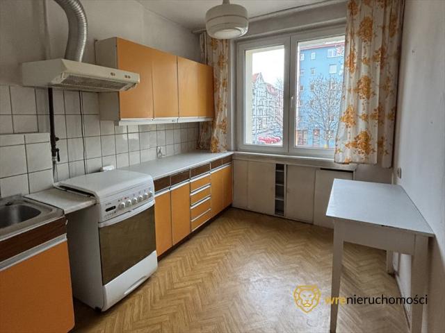 Przestronne 2 pokojowe mieszkanie z balkonem i widokiem