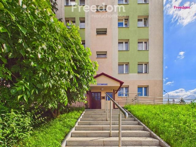 Przestronne 48 m² w zielonym Michałowie polecam