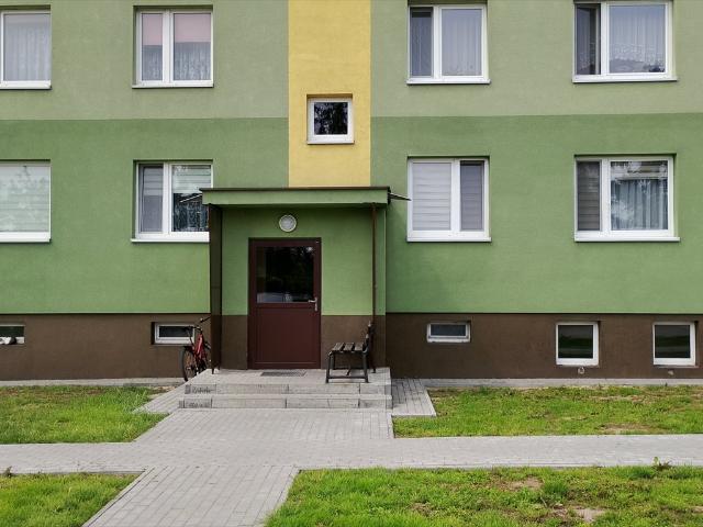 Przestronne 2 pokojowe mieszkanie z dużą kuchnią i ogródkiem