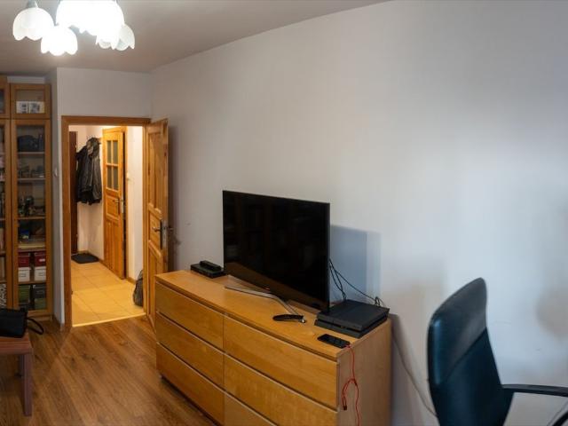 Przestronne 37 m² z funkcjonalnym układem i remontem