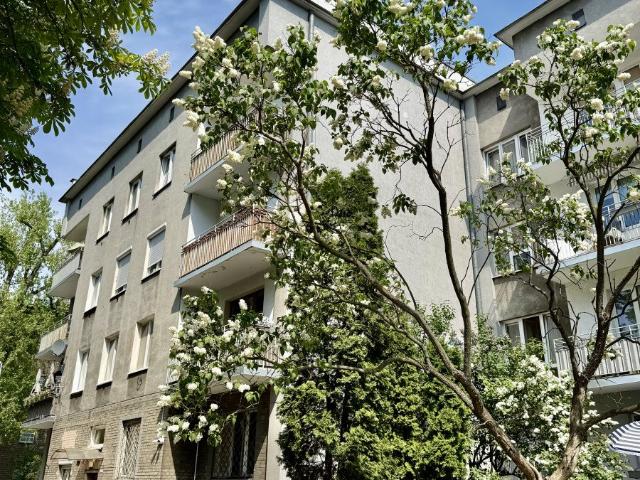 Przestronne 35m² z balkonem na Starym Żoliborzu