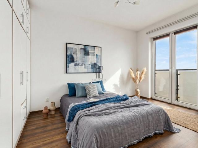 Przestronne 3 pokojowe mieszkanie 125 m² w Wawrze