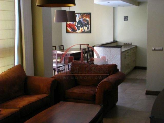 Przestronne 3 pokojowe mieszkanie 120 m² w Wilanowie
