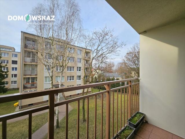 Przestronne 3 pokojowe mieszkanie w Janowie, 53,8 m2