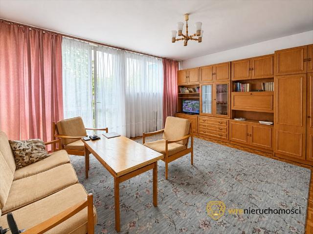Sprzedam przestronne 3 pokojowe mieszkanie 58 m² w Krzykach