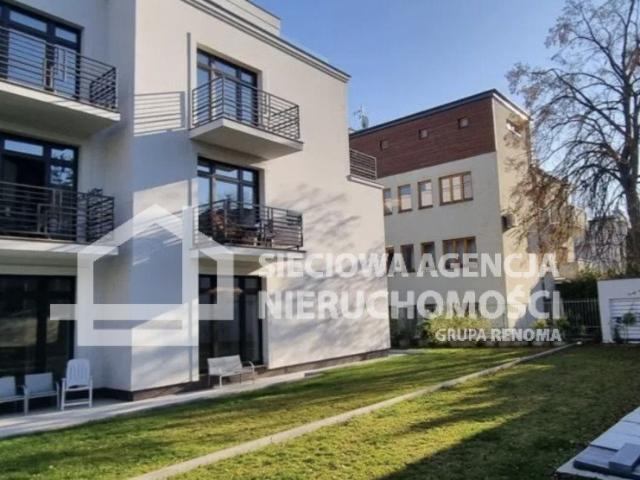 Przestronne 3 pokojowe mieszkanie z tarasem i ogrodem