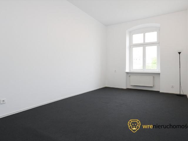 Przestronne 3 pokojowe mieszkanie z windą i balkonem