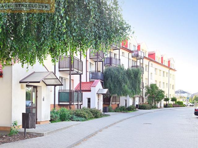 Przestronne 3 pokojowe mieszkanie z balkonem i miejscem parkingowym