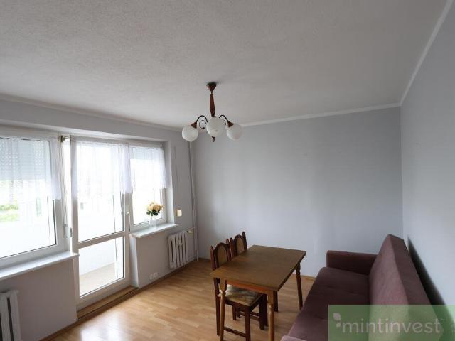 Przestronne 3 pokojowe mieszkanie z balkonem i dużą piwnicą