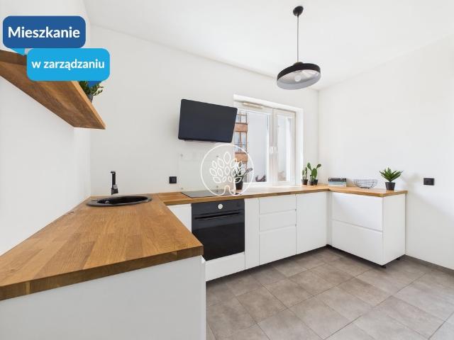 Przestronne 3 pokojowe mieszkanie z balkonem i garażem