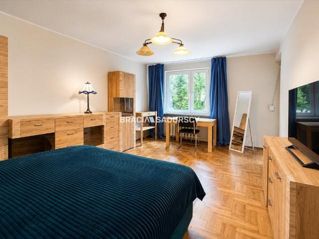 Przestronne 3 pokojowe mieszkanie z balkonem i piwnicą