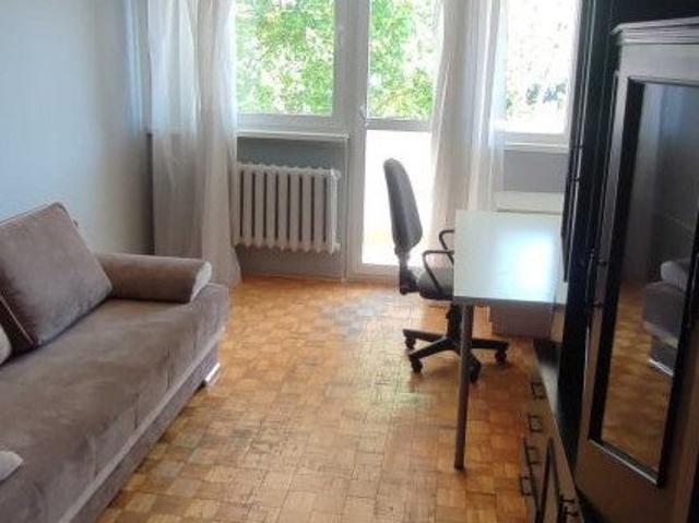Przestronne 3 pokojowe mieszkanie z balkonem i potencjałem inwestycyjnym