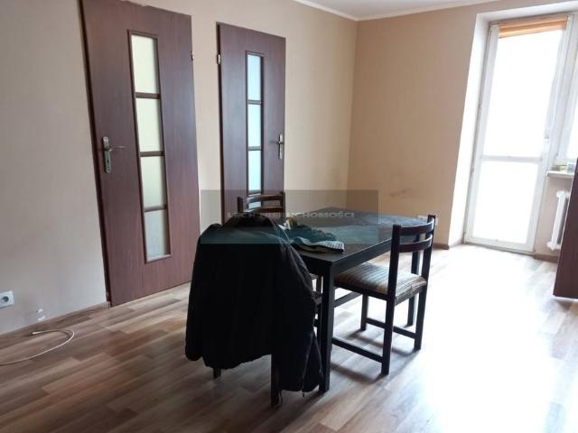 Na sprzedaż przestronne 3 pokojowe mieszkanie 45,80 m² w Warszawie
