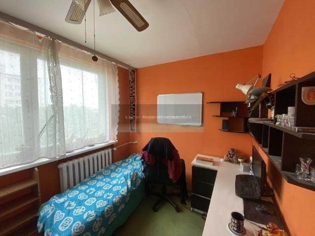 Przestronne 3 pokojowe mieszkanie z balkonem na Bielanach polecam