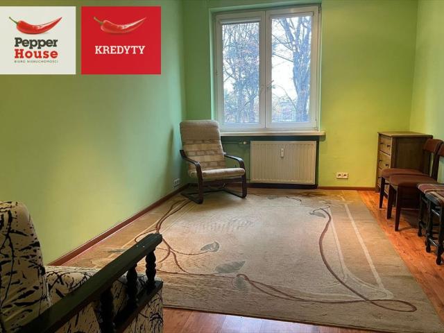 Przestronne 3 pokojowe mieszkanie z dużym potencjałem