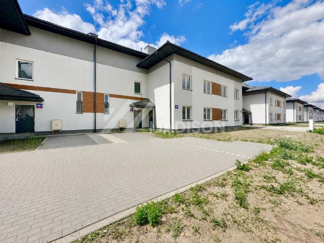 Przestronne 3 pokojowe mieszkanie z ogródkiem i tarasem