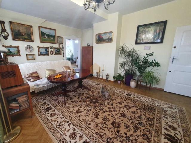 Przestronne 3 pokojowe piętro domu z balkonem i widokiem