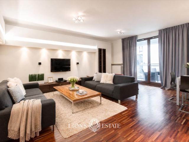 Wynajmę przestronne 3 sypialnie, balkon, garaż, wysoki standard