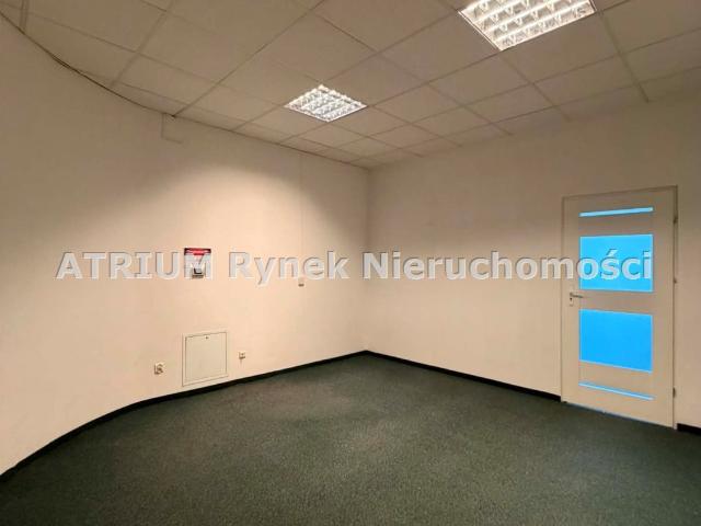 Przestronne biuro 40 m² z klimatyzacją, jasne i funkcjonalne