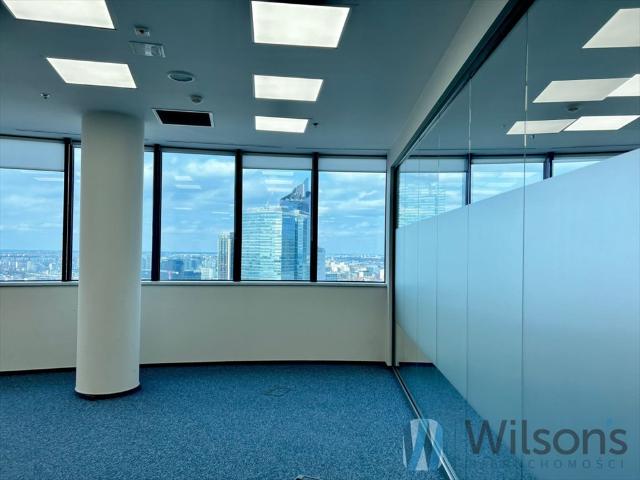 Przestronne biuro 150 m² w centrum Warszawy z własną kuchnią