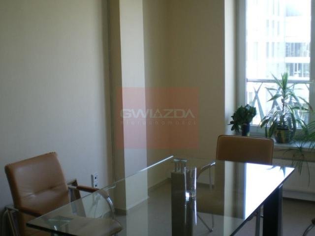 Przestronne biuro 380 m² na Mokotowie nowoczesne wyposażenie zapraszam