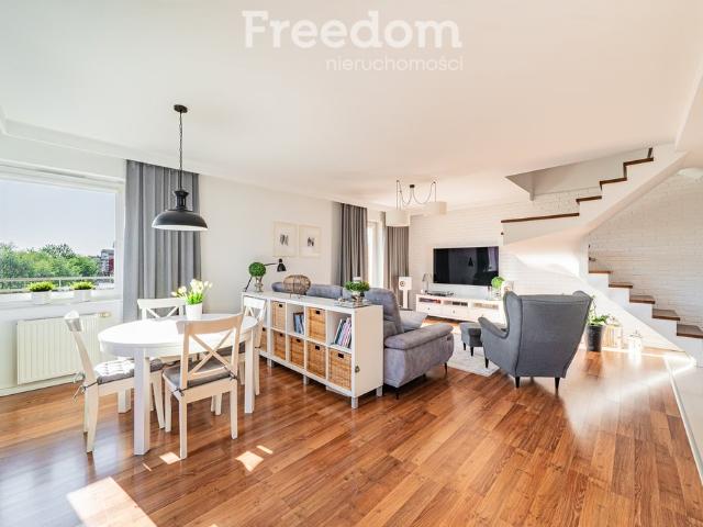 Zapraszam do obejrzenia 114,62 m² dwupoziomowego mieszkania z balkonem
