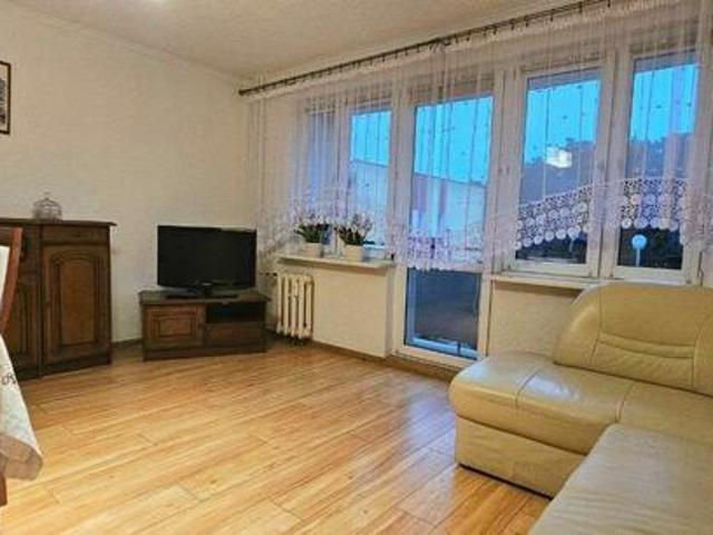 Przestronne, duży balkon, I piętro, 2 piwnice