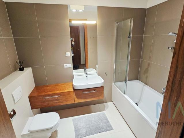 Przestronne mieszkanie w nowoczesnym apartamentowcu