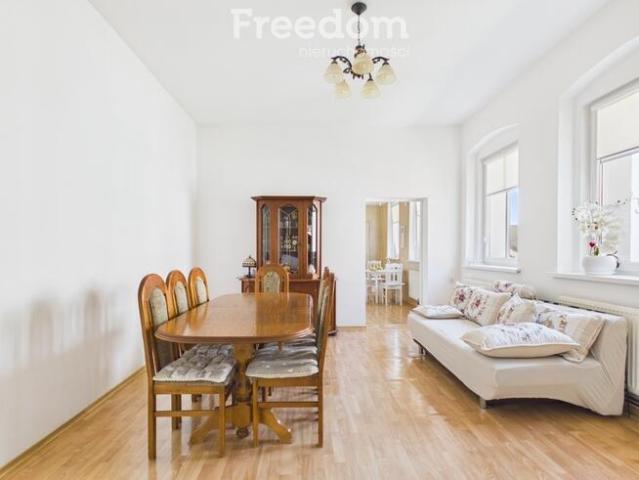 Przestronne mieszkanie 112,29 m² 4 pokoje
