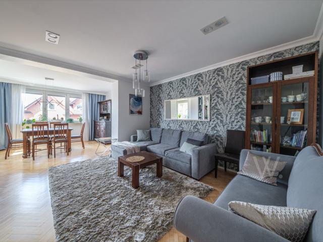 Przestronne 68m² z balkonem i garażem w Brzeźnie