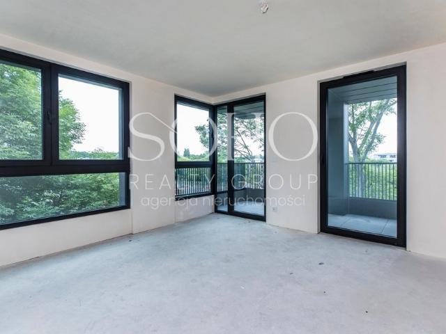 Przestronny 119 m² apartament z tarasem i klimatyzacją