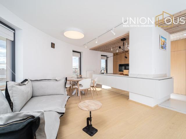 Przestronny apartament z tarasem, widok na Wisłę i Wawel