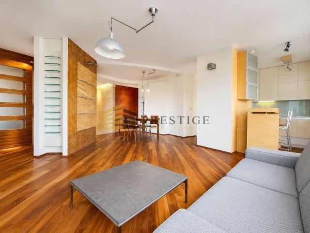 Przestronny 108 m² apartament z garażem i siłownią