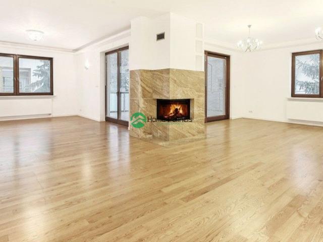 Przestronny apartament 204 m² w Wilanowie z tarasem i garażem