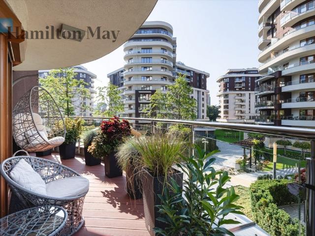 Przestronny apartament 96 m2 z balkonami, wysoki standard