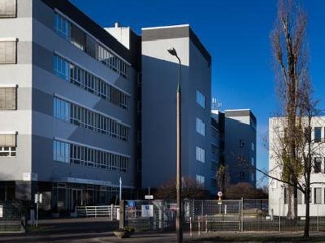 Przestronny biurowiec Siemens HQ 865 m², parking, blisko dworca
