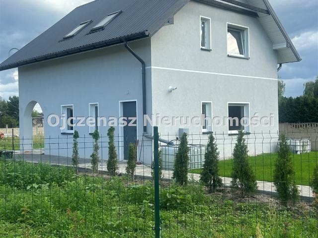 Przestronny dom 138 m2 z ogrodem w Białych Błotach