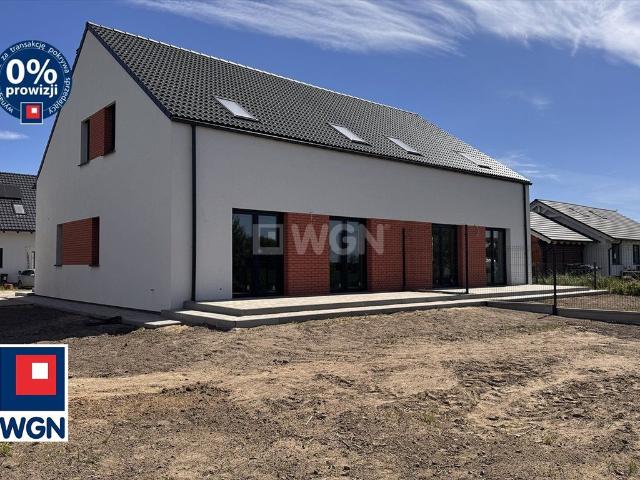 Przestronny dom 150 m2 z ogródkiem i pokojem na parterze