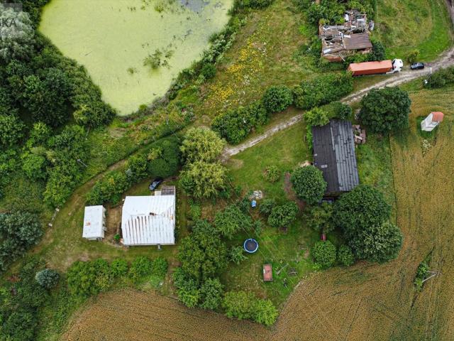 Przestronny dom 160 m2 z potencjałem i zabudowaniami