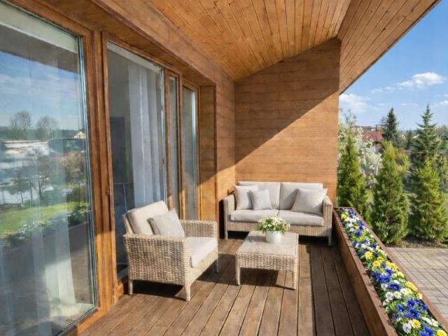 Przestronny dom 177 m² z tarasem i poddaszem relaksu