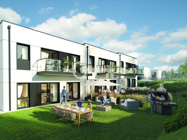 Do sprzedania przestronny dom 185 m² z balkonem i ogrodem