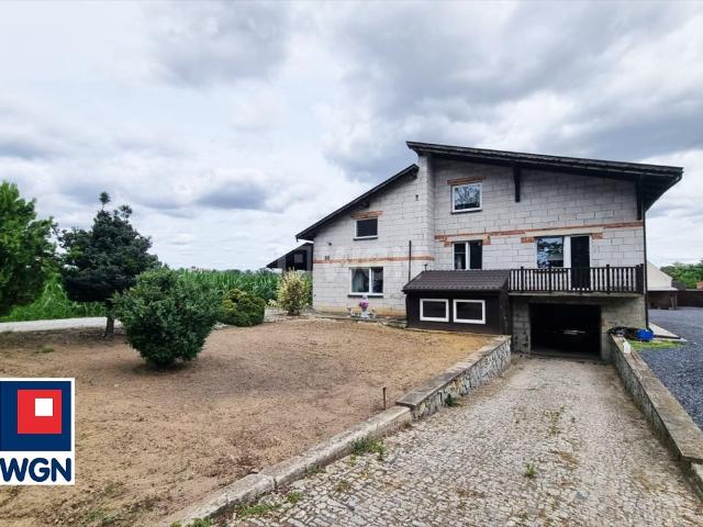 Przestronny dom 222 m² z dużą działką w Kopaszewie